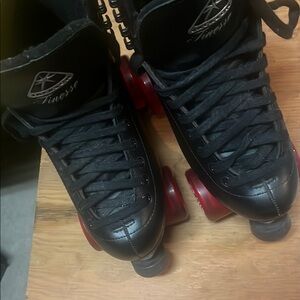 Finesse Black Roller Skates for Men